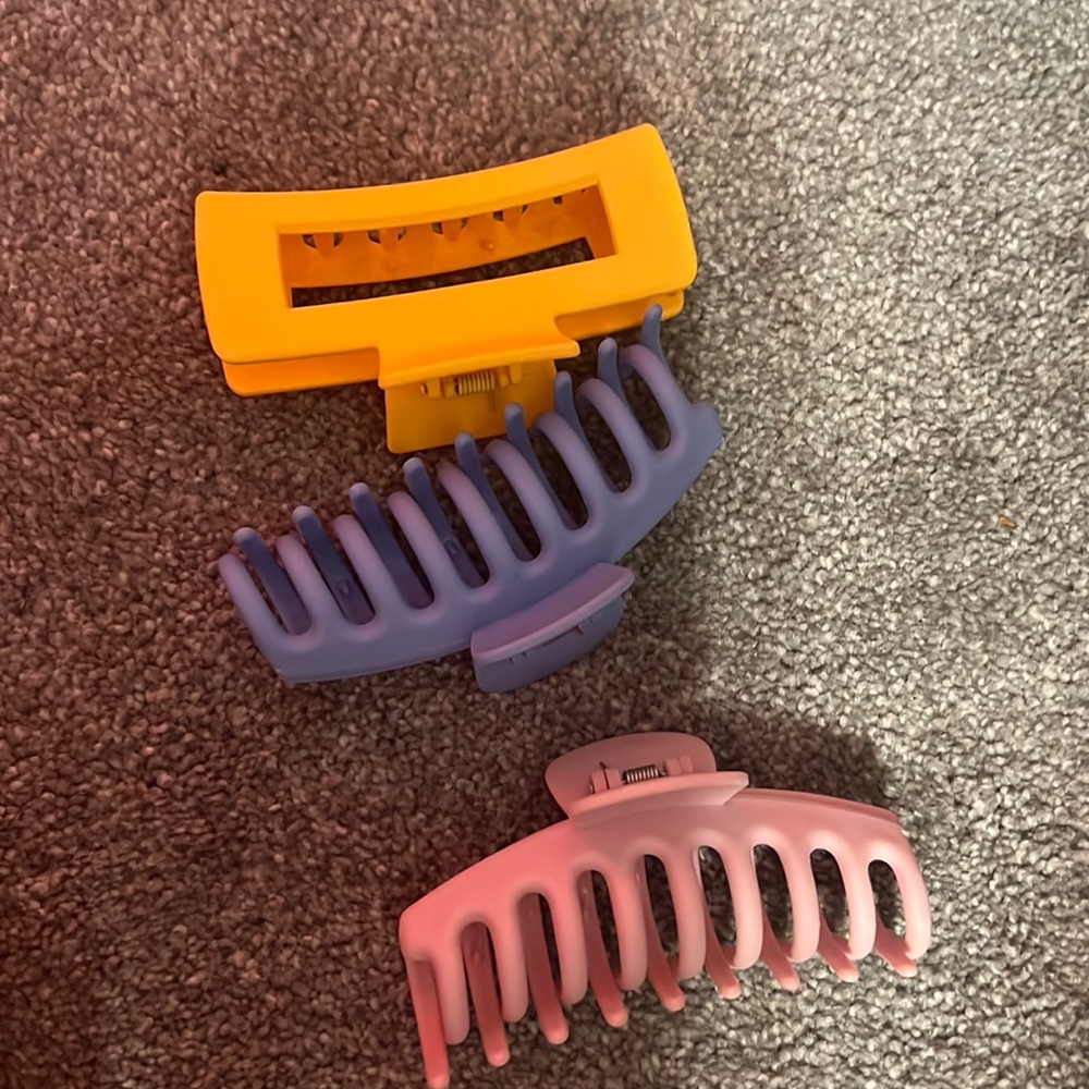 3 claw clips